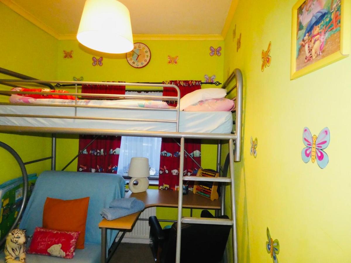 Spacious 3 Bed House With Parking & Good Transport South Norwood Exterior photo